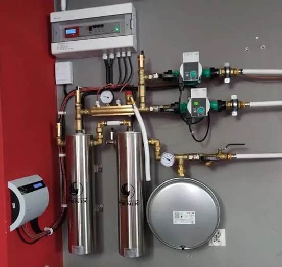 Kocioł indukcyjny czy elektryczny – co wybrać, aby zaoszczędzić?